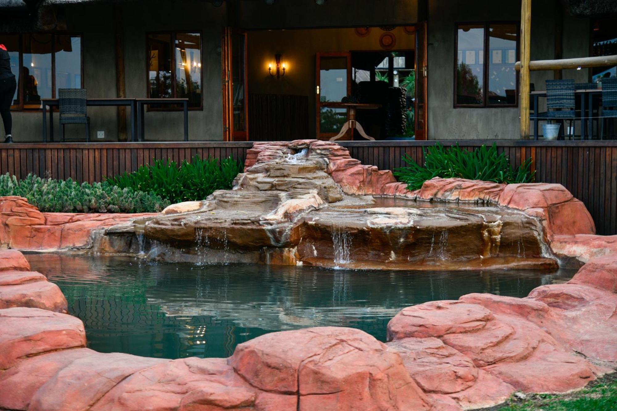 The Springbok Lodge Ladysmith Exterior foto